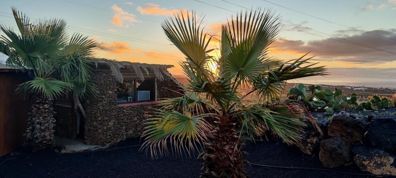 티아즈 Gemuetliche Holzjurte La Asomada Lanzarote 아파트 외부 사진